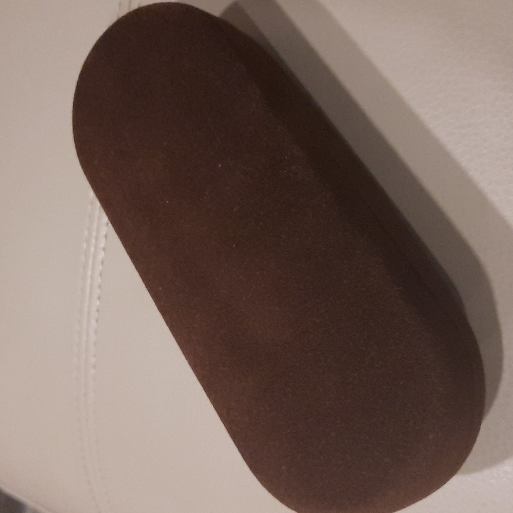 Tom Ford brown glasses case and cloth - Picture 4 of 10